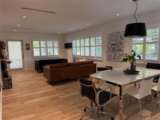 631 Santurce Ave, Coral Gables, FL 33143