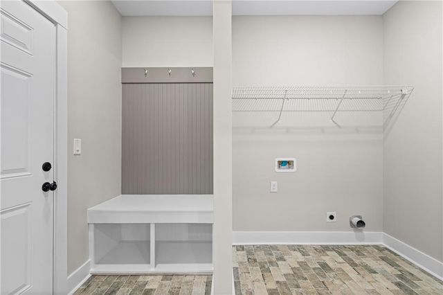 7040 Country Oaks Drive, Irvington, AL 36544