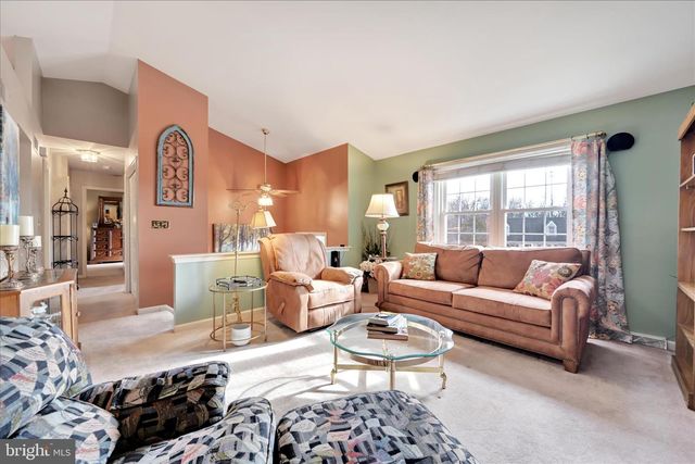 129 GLEN CT, Ephrata, PA 17522