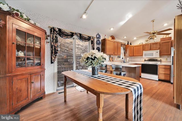 129 GLEN CT, Ephrata, PA 17522