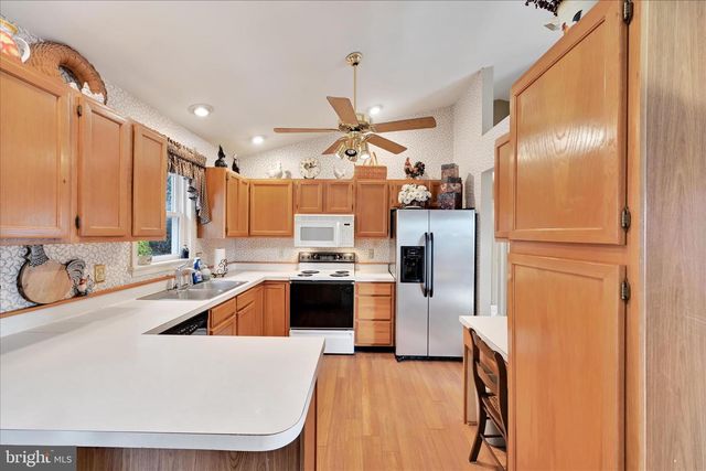 129 GLEN CT, Ephrata, PA 17522