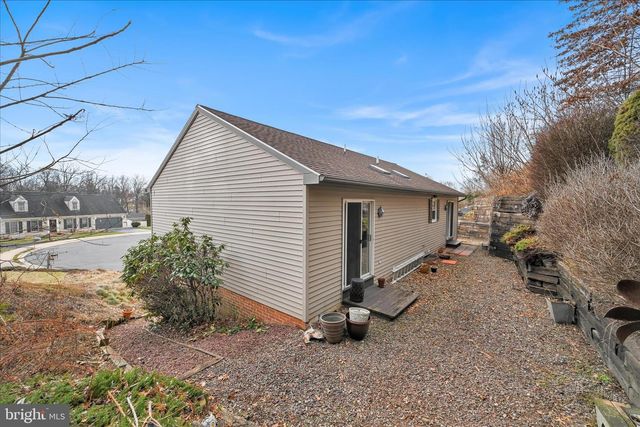 129 GLEN CT, Ephrata, PA 17522