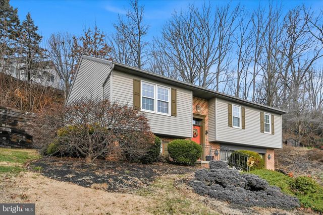 129 GLEN CT, Ephrata, PA 17522