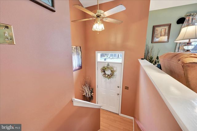 129 GLEN CT, Ephrata, PA 17522