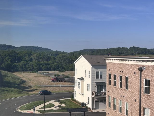 2060 Tollgate Blvd Unit 315, Thompsons Station, TN 37179
