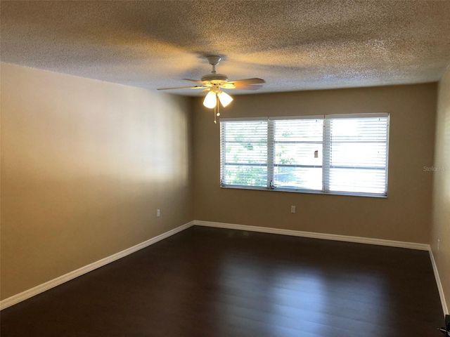 2023 HYDE PARK STREET, Sarasota, FL 34239