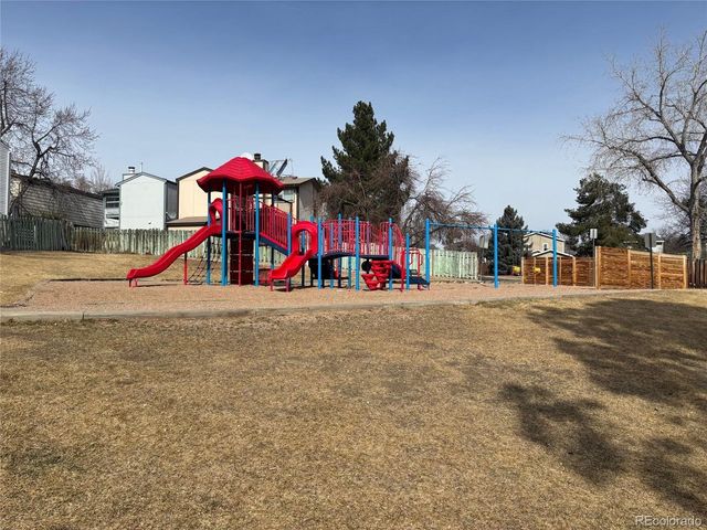 5720 W 71st Ave, Arvada, CO 80003