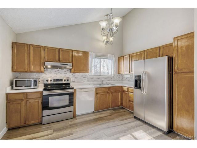 5720 W 71st Ave, Arvada, CO 80003