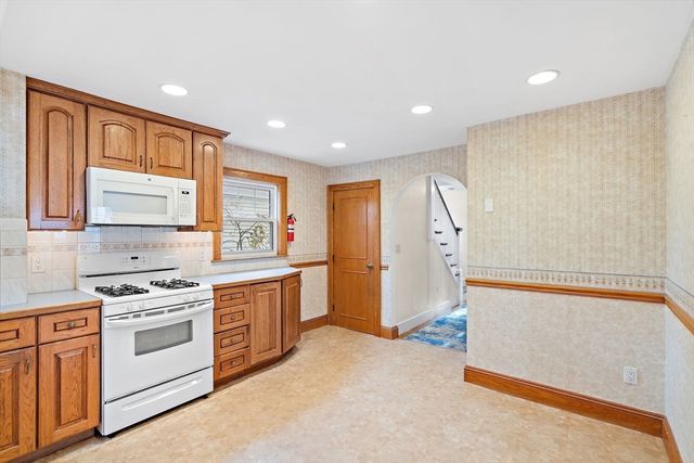 43 Agassiz Ave, Belmont, MA 02478