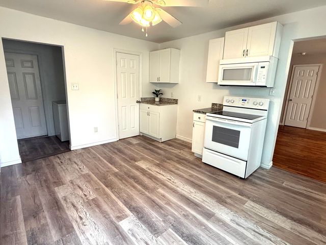 833 W Pecan Street, Sherman, TX 75092