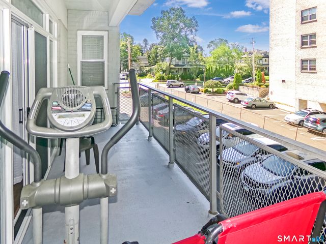 2370 North Avenue 2A, Bridgeport, CT 06604