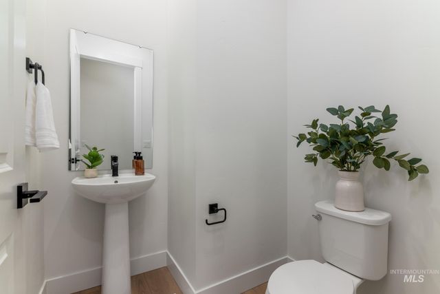 2604 N Leatherwood Ave., Star, ID 83669