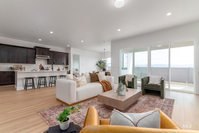 2604 N Leatherwood Ave., Star, ID 83669