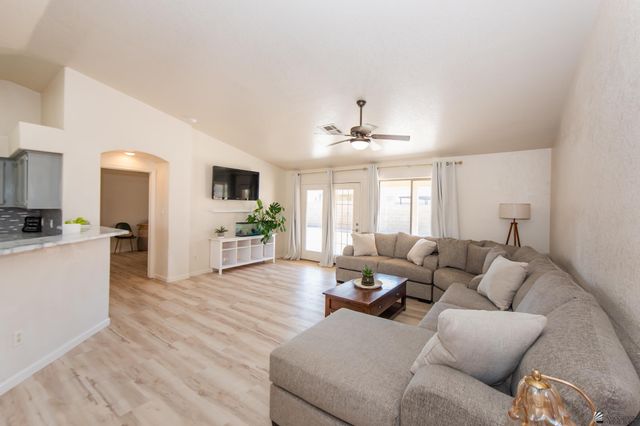 10153 E 38 Pl, Yuma, AZ 85365