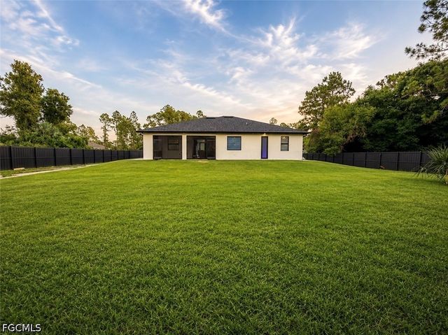 1215 Euclid AVE, Lehigh Acres, FL 33972