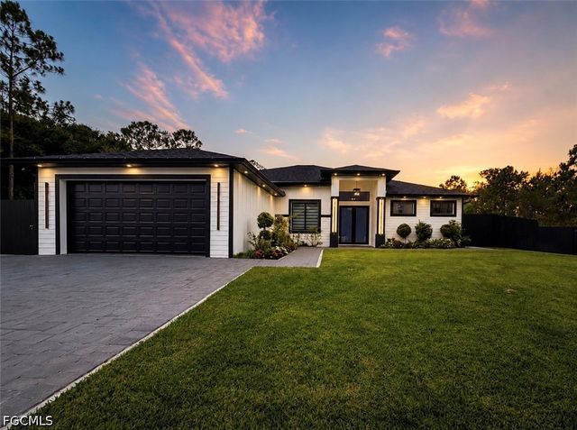 1215 Euclid AVE, Lehigh Acres, FL 33972