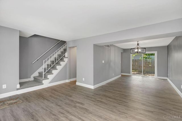 2687 Westwood Northern Boulevard, Cincinnati, OH 45211