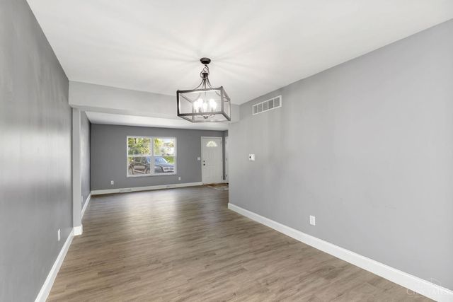2687 Westwood Northern Boulevard, Cincinnati, OH 45211