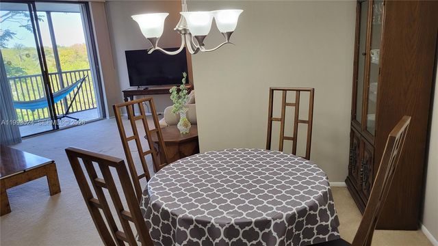 3401 N Country Club Dr 402, Aventura, FL 33180