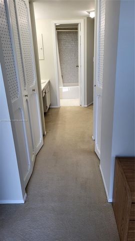 3401 N Country Club Dr 402, Aventura, FL 33180