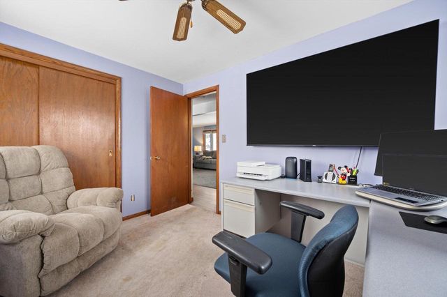 1528 Carmen AVENUE, Sheboygan, WI 53081