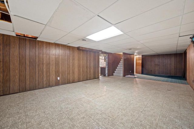 1528 Carmen AVENUE, Sheboygan, WI 53081