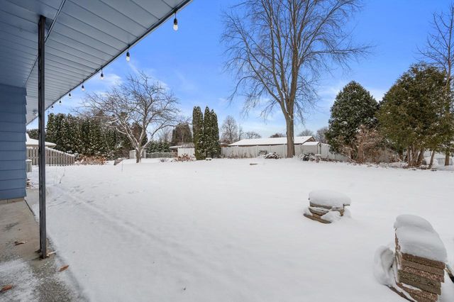 1528 Carmen AVENUE, Sheboygan, WI 53081