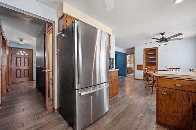 1528 Carmen AVENUE, Sheboygan, WI 53081