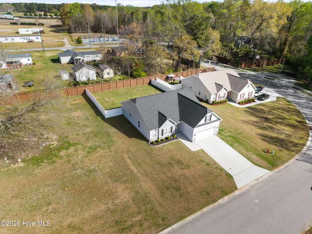 5808 Sagebrush Drive, Greenville, NC 27858