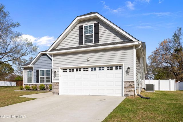 5808 Sagebrush Drive, Greenville, NC 27858