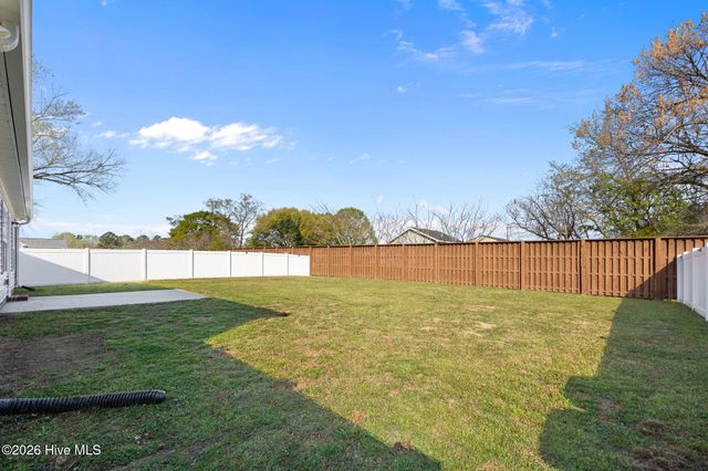 5808 Sagebrush Drive, Greenville, NC 27858