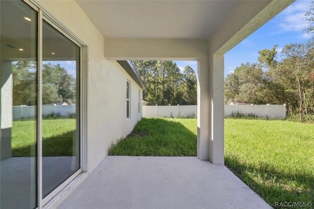 9756 N Cherry Lake Drive, Citrus Springs, FL 34433