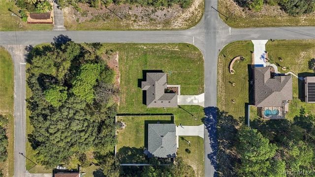 9756 N Cherry Lake Drive, Citrus Springs, FL 34433