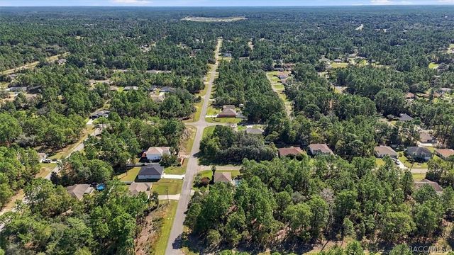 9756 N Cherry Lake Drive, Citrus Springs, FL 34433