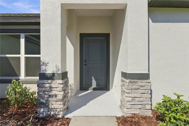 9756 N Cherry Lake Drive, Citrus Springs, FL 34433