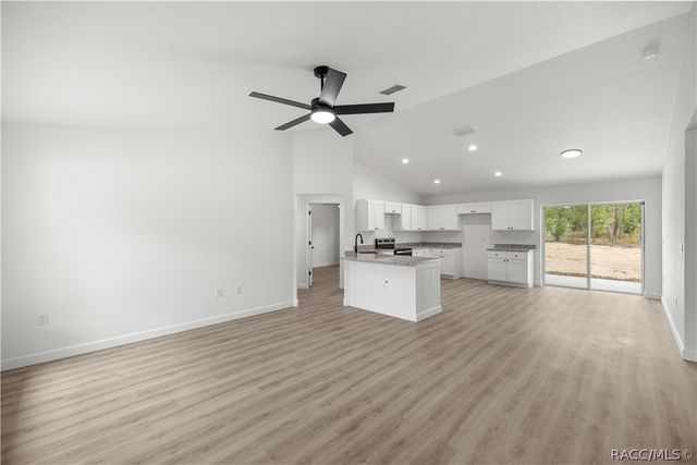 24013 NW Tamarind Lane, Dunnellon, FL 34431