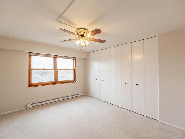 141 N La Grange Road 801, La Grange, IL 60525