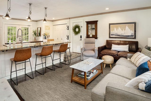 10510 Kissman Drive, Union Pier, MI 49129