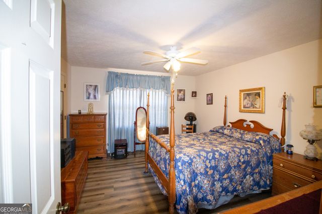 106 Jandale Drive, Lagrange, GA 30241