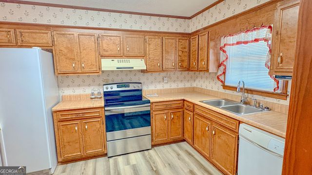 106 Jandale Drive, Lagrange, GA 30241