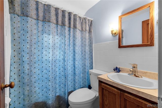 101 Henderson Avenue, Tonawanda, NY 14217