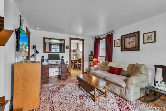 101 Henderson Avenue, Tonawanda, NY 14217