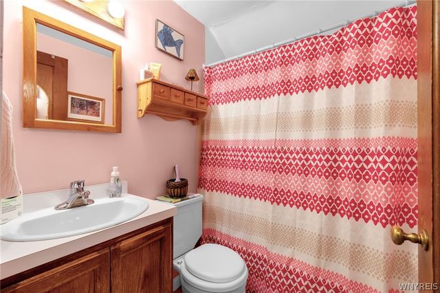 101 Henderson Avenue, Tonawanda, NY 14217
