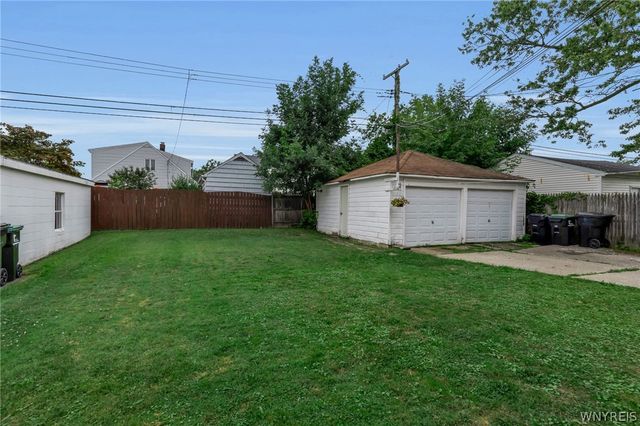101 Henderson Avenue, Tonawanda, NY 14217