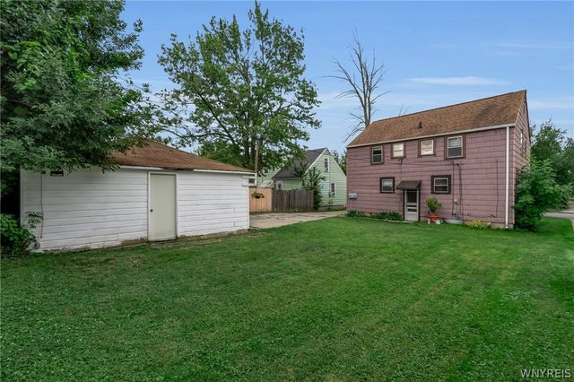 101 Henderson Avenue, Tonawanda, NY 14217