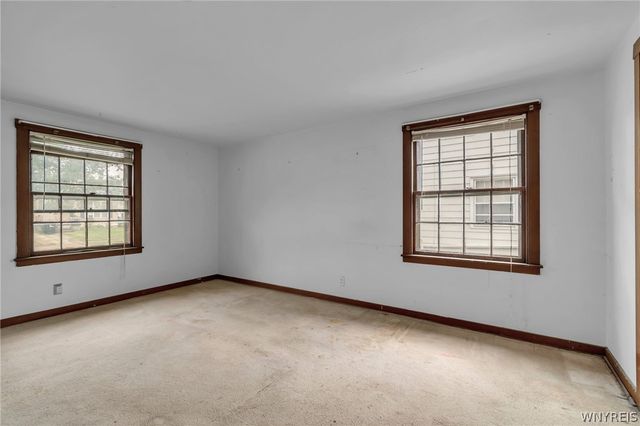 101 Henderson Avenue, Tonawanda, NY 14217