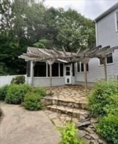 178 S Worcester St, Norton, MA 02766