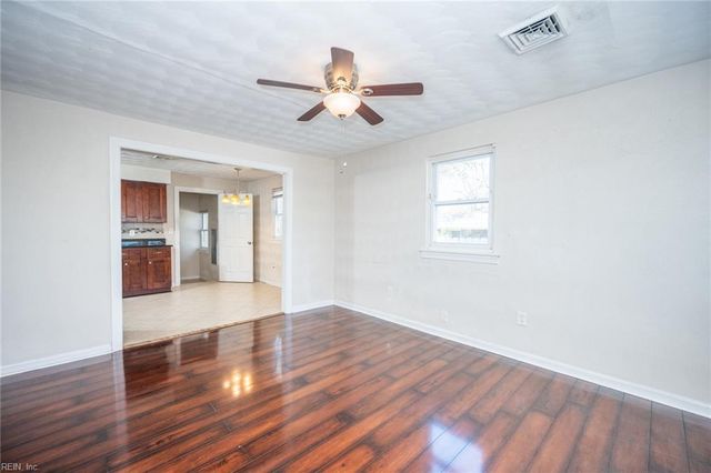 1509 Oleander AVE, Chesapeake, VA 23325