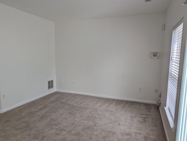 17289 VAUGHN LN, Dumfries, VA 22026
