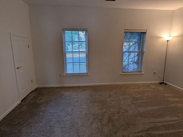 17289 VAUGHN LN, Dumfries, VA 22026